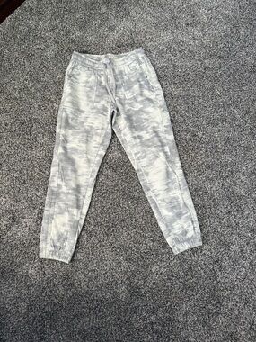 Women’s Athleta Farallon Printed Joggers